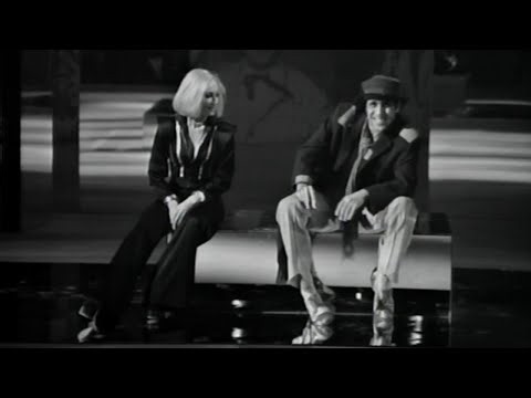 Celentano and Raffaella in "Prisencolinensinainciusol" - Milleluci from 04/06/1974