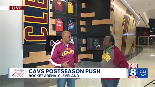 Kenny Kickin' It with Cavs legends!