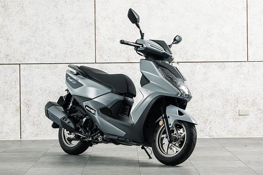 SYM FNXBT 125 車主公認的四大優點&三大缺點｜車主怎麼說