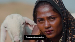 I Spent a Day with COBRA Gypsies in the desert of INDIA 🐍
