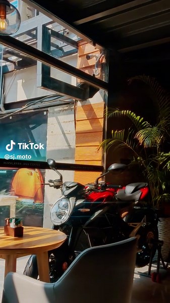 Explore SJ MOTO and Himalayan Java in Pokhara