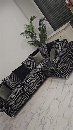 Zebra Black & Silver Corner Sofa 🖤£450 254cm width 180cm Depth Delivery available, provide postcode for a quote Or Pick up from Furnishr 1480 Paisley Road West Glasgow G52 1SP By prior appointment All items are pre-owned and once they are gone they are gone! Follow Furnishr Glasgow on Facebook Instagram and Tiktok for more pre-owned Sofas and furniture Items can be bought directly from our website Furnishr Glasgow and Klarna accepted also #zebra #animalprint #zebraprint #fyp #secondhand