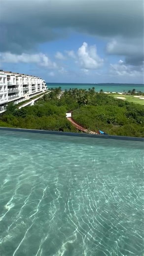 Who wants to just hang out at the infinity pool edge and chill? #brightsandtravel #atelierplayamujeres #adultsonlyresort #allinclusiveresort | Bright Sand Travel | Facebook
