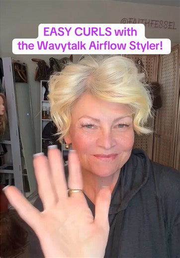Achieve Easy Curls with Wavytalk Airflow Styler