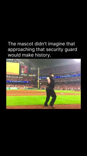 Security guard STOLE the show! 🔥🕺 #shorts