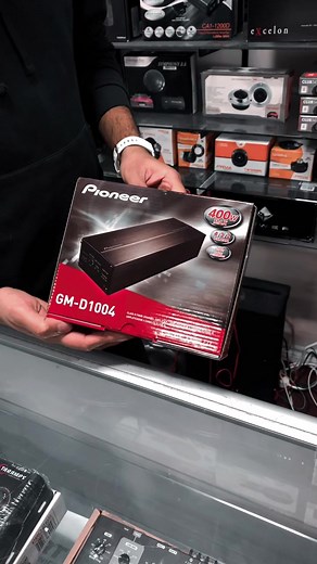 Singh Electronics Car Audio Unboxing in Toronto