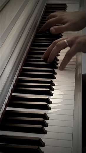 "Short" A Whole New World – Aladdin part 1