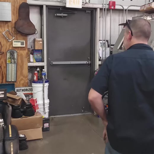 Rebuilding a Rare 80-Year-Old Motorcycle