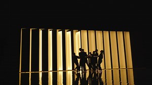 192 reactions · 54 shares | [Danse] Le chorégraphe Mickaël Le Mer, offre une célébration de la vie et nous donne à voir une danse d’abstraction aux pigments poétiques, émouvante et tonique, toujours traversée par l’audace du hip-hop acrobatique.  Dimanche 27 novembre ➡ https://www.cannesticket.com/fr/spectacles/les-spectacles-du-palais-des-festivals-danse/cie-spoart-mickael-le-mer | Palais des Festivals, Cannes | Facebook