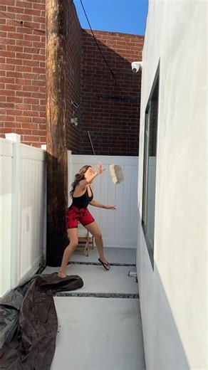 Cloning a Crazy Ex Girlfriend in a DNA Laboratory🧬👨‍🔬