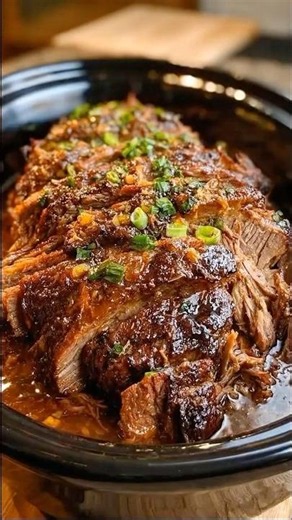 Slow Cooker Honey BBQ Pulled Pork.#PulledPork #SlowCookerRecipes #CrockpotMeals #BBQPork