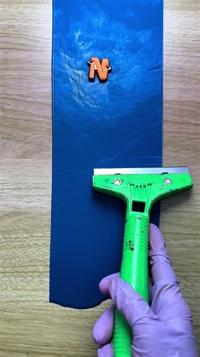 This crackle hits different with headphones. #asmr #satisfying #shortvideo #waxjugasmr #soundon #satisfyingpeel #decompress