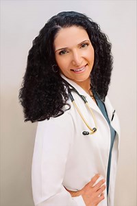 Doctor shares how she lost 100 pounds — and keeps it off