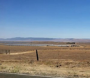 California Solar Farms Bring Home-Grown Solar Power (Exclusive Photos & Video) - CleanTechnica