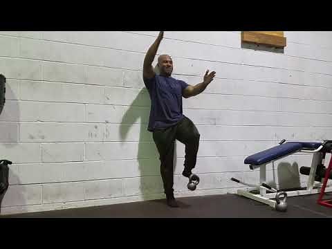Strengthen Your Core: Standing Deadbug Exercise for a Rock-Solid Core