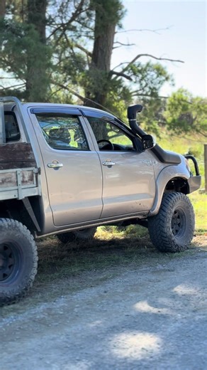 Toyota Hilux N70 for Sale: 3-Inch Lift, 32-Inch Tires