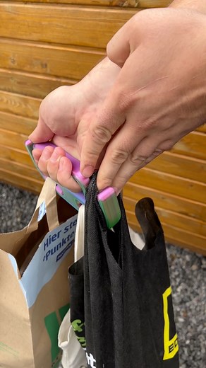 221K views · 1.9K reactions | Grocery Bag Holder朗 #layerworks #bags#holder #useful #3dprinting makerworldmodel number: 1083285 | LayerWorks | Facebook