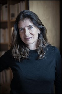 Dans « Une mémoire entre deux rives », Ariane Chemin sonde le mystère du drame de Montreux, un suicide familial