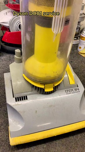 Dyson DC01: Comprehensive Service Guide
