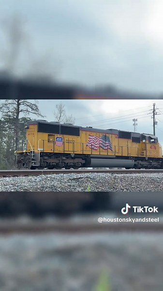 UP 4176, (SD70M), Running Solo On The Palestine Sub, Heading Into Spring Yard #unionpacific #railfan #houstonskyandsteel