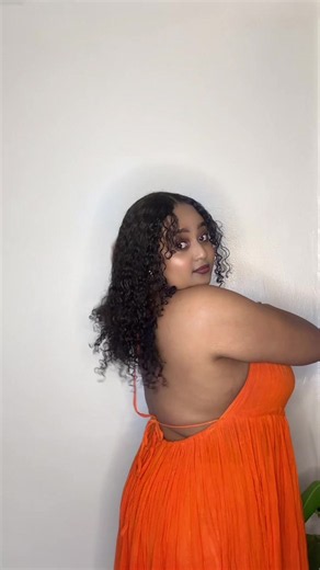 Beautiful Dress Thank You Note from መሪ