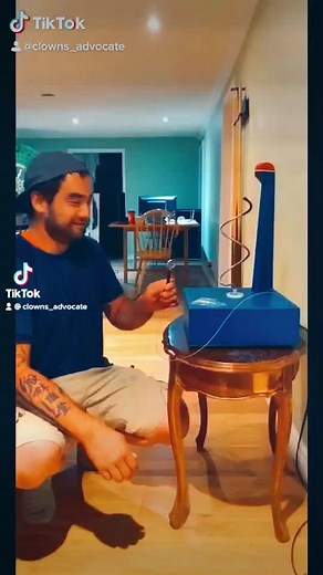 Choking on my wire #carnival #carnivalgames #wackywire #prank #shocked #joke #game