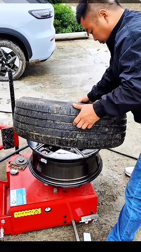 17 reactions | #Tirechangermachine | Daniel Benesh Banda | Facebook