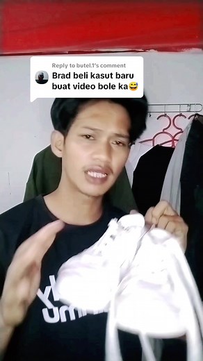 Replying to @butel.1 Kasutnya Sana murah2 jak. Baju Sama seluar pun murah gila. #kasut #kasutlelaki #bundle #kasutlelaki