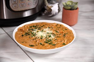 This is the chili recipe that has everyone coming back for more...and everyone asking for the recipe! RECIPE: http://chopsecrets.com/instant-pot-creamy-white-chicken-chili/ | Chop Secrets