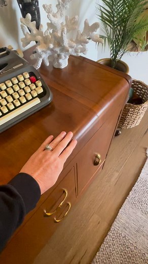 Sometimes pieces are meant to stay a while - it’s ok to keep the good stuff! #vintagevendor #reseller | Room to Roam