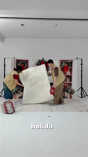 How Top Photographers Stay Fully Booked All Year | Backdrop Ideas for Every Season