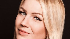 Mit „Aufgewacht“ am Start: Sängerin Caro Best aus Korbach bringt ihr erstes eigenes Lied heraus