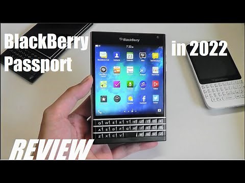 REVIEW: BlackBerry Passport in 2022 - Unique Square Display Smartphone - Still Usable?