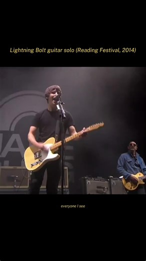 Jake Bugg's Lightning Bolt Guitar Solo at Reading Festival 2024