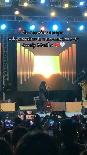 Regresé afónica 🥹❤️‍🔥❤️‍🔥🤍 #averlymorillo #conciertos #huehuetenango #jivenescrisitanos