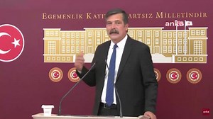 Genel Başkanımız Erkan Baş, TBMM'de basın toplantısı düzenledi: "İnsan 'Yangın var' diye, 'Hırsız var' diye bağırmak istiyor. İnsanların yoksulluğunu, ülkenin içerisinde bulunduğu ve adına 'kriz' denen ekonomik durumu tarif edecek kelime bulamıyorum. İktidarın buna karşı bulduğu formül ise tasarruf. Biraz daha kemer sıkacakmışız ki sonra düze çıkalım. 'Geçecek' diyorlar, sadece ömrümüz geçiyor. Geçen şey ömrümüz. Yarını nasıl edeceğiz diye düşünerek kaybettiğimiz şey insan hayatı. Bu iktidar ve 