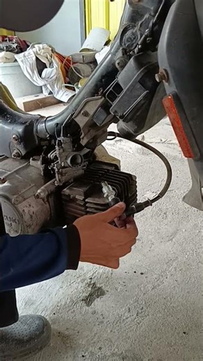 How to test the ignition on a Suzuki RC #automotive #workshop #motorcycle