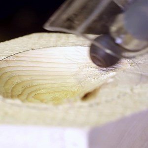 2K views · 55 reactions | Découvrez notre set pour le travail du bois avec des meuleuses d'angle  Parfait pour fraiser, sculpter, modeler et râper le bois sans poussière  . . . . . #Bois #TravailDuBois #Woodwork #Set #MeuleuseDangle #SculpterLeBois #Woodworker #Fraisage #Modelage #Bricolage #DIY #wolfcraft #wolfcraftFrance | wolfcraft France | Facebook