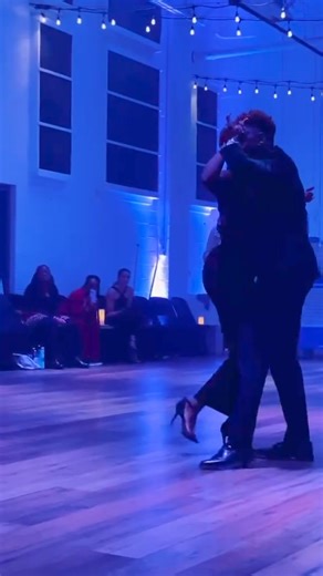 Semba Is the fluid motion of black bodies, they etch the rhythms of life into the soil. The mobility of a people, their hopes, their struggles, their tears, their joys, their pride and, laughter. A political narrative, a Republic of movement and life, a homeland for those striving to remain human amidst a sea of violence that tossed them about, playing with their hopes, while they persisted in scratching the earth with the soles of their swirling feet, surrendering to it, to the Earth, to the mu