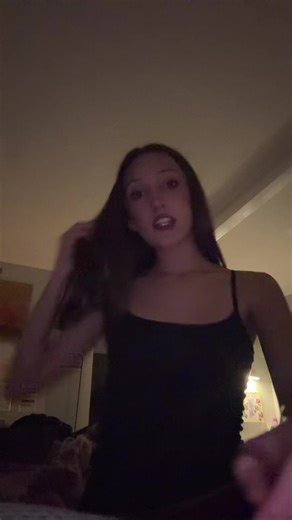 ava (@poopyandfarts)’s videos with original sound - chloe 𝜗𝜚