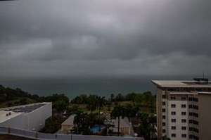 Welcomed rainfall and cooler temperatures over the past couple of days could indicate an early end to dry season conditions for the Northern Territory 🌧️ Maximum temperatures were 6 to 14 °C below the September averages due to an unseasonal rainband. On Wednesday, many locations across the western Top End and Kimberley experienced the lowest maximum temperatures recorded for September, including: • 23.2 °C at Kununurra, WA • 24.0 °C at Port Keats, NT • 23.0 °C at Batchelor, NT • 24.1 °C at Argy