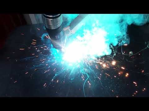 Easy to Use Collaborative Robot Welding from Mobile Automation with Binzel Universal Robots