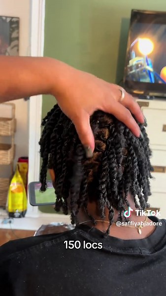 Saffiyah Jadore (@saffiyahjadore)’s video of hair locs