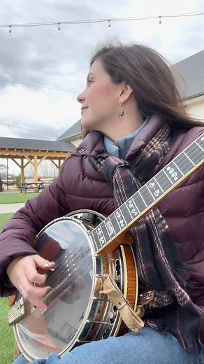 Willow Osborne Pre-Gig Warm Up Session with Banjo | Musicians of TikTok