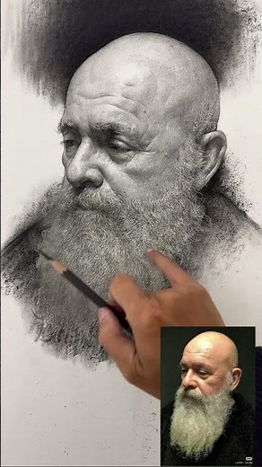 Hyper realistic drawing with pencil