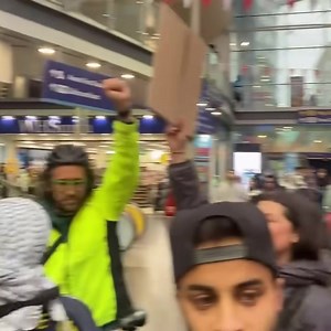 3.9M views · 228K reactions | Manchester Piccadilly Train Station  | United4Palestine | Facebook