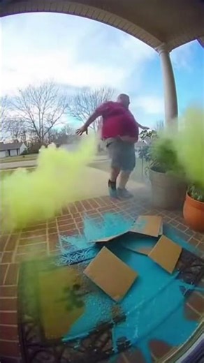Porch Pirate Bait Box Exploding Glitter Bomb #porchpiratebomb #funnycamera #failcompilation