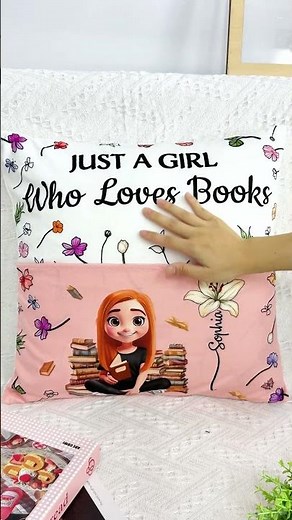 Adorable Pocket Pillow for Daughters #gifts #giftides #Christmas #booklovers