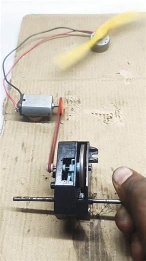 ⚡ Homemade Hand-Cranked Generator | How to Convert Mechanical Energy into Electricity