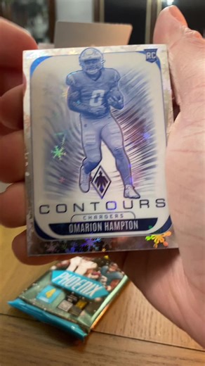 Replying to @Mark Crouch yeah I’d say this box is pretty solid! Nothing but bangers over here 👈 #cardcollector #sportscards #footballcards #banger #fyp